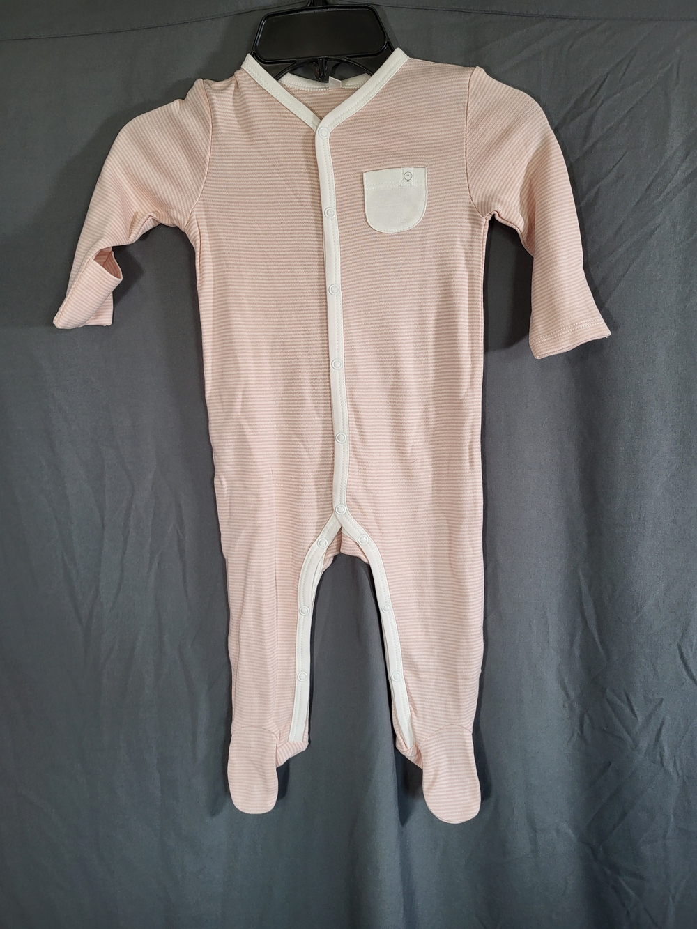 Nwt Baby Girls 6-9 Months Pink Striped Footed One-Piece Romper Sleeper